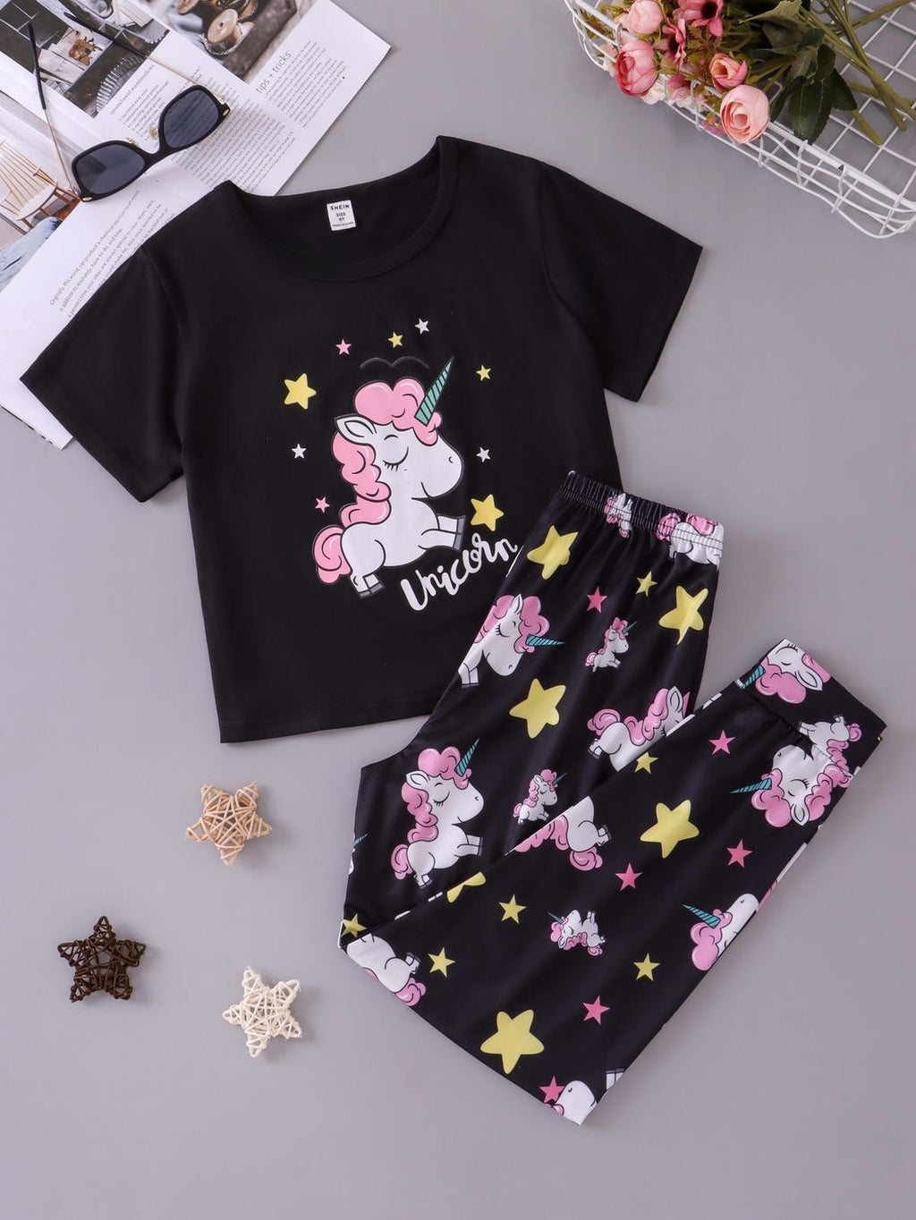 Black Unicorn Printed Half Sleeves T-shirt with unicorn Star Printed Pajama Kids Suits (KO-627)