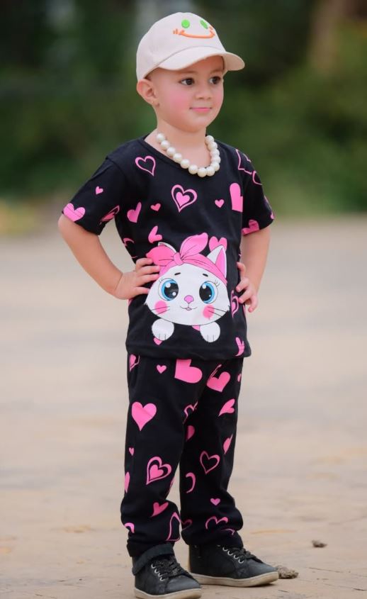 Black Kitty With Pink Hearts Print Kids Night Suit (KO-601)